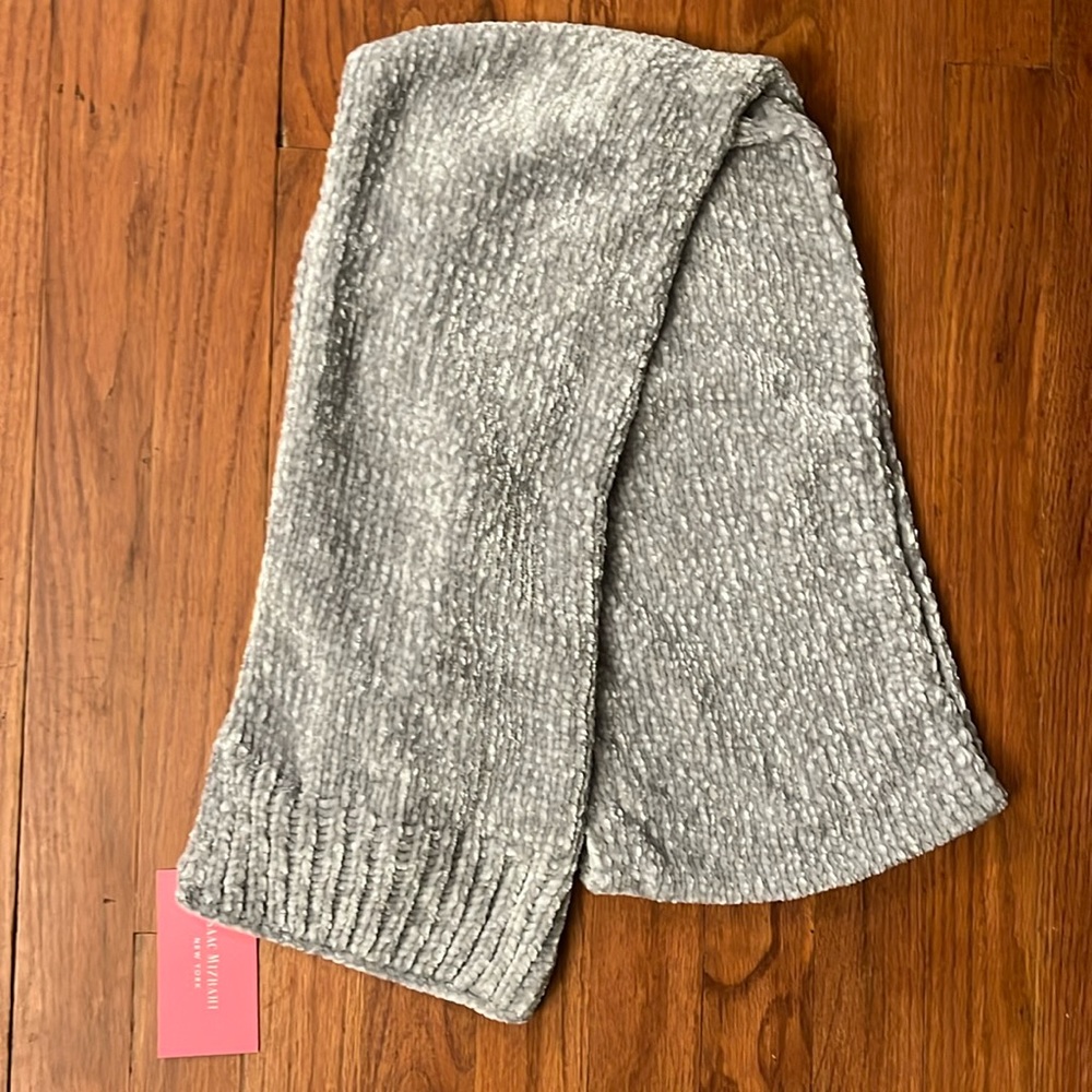 Isaac Mizrahi scarf